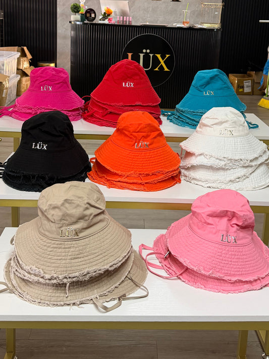 BUCKET HAT