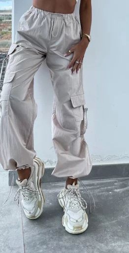 Gray cargo pant